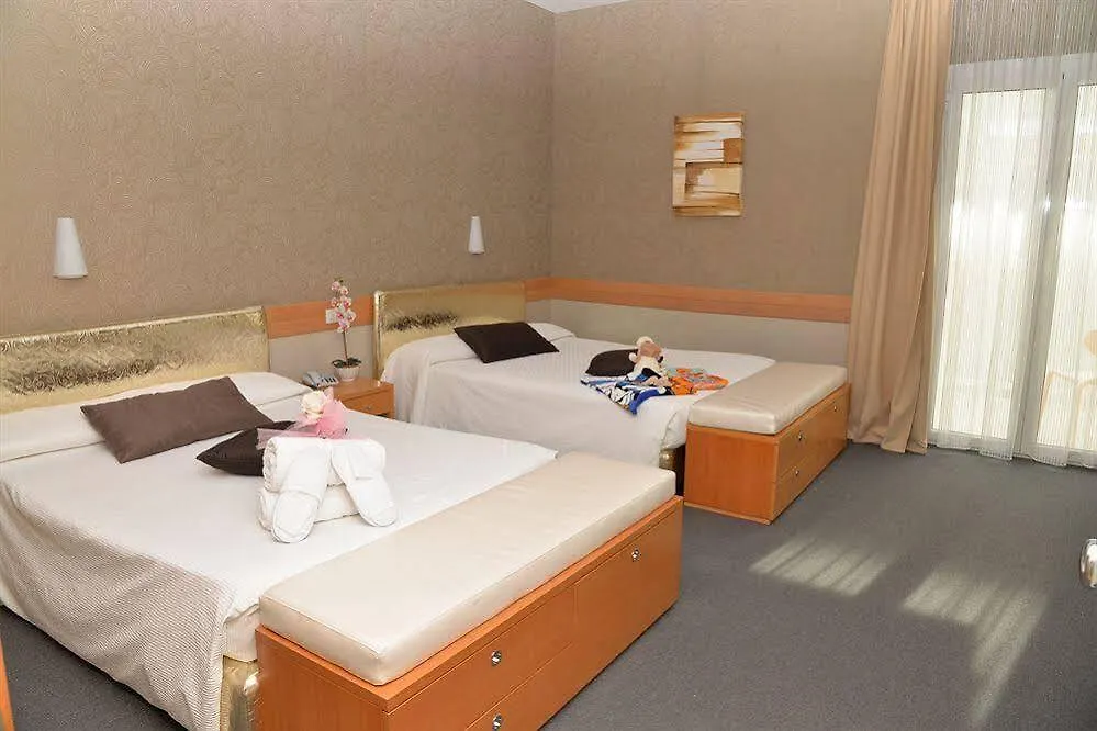 Hotel Fedora Riccione 3*,  Italy